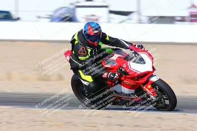 media/Jan-08-2022-SoCal Trackdays (Sat) [[1ec2777125]]/Turn 15 Inside (950am)/